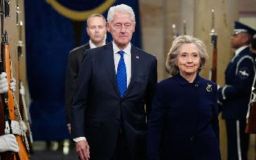 Congreso advierte desacato tras ausencia de Bill Clinton en pesquisa Epstein
