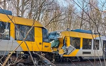 Choque de trenes en Dinamarca deja 18 heridos, cinco en estado crítico