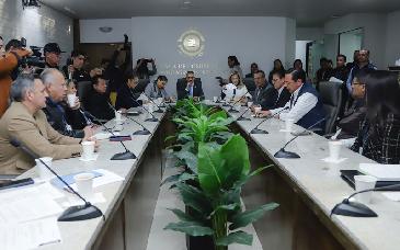 Analiza Congreso de Sonora iniciativa en materia de protección a la autonomía sindical