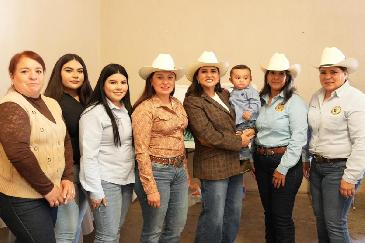 Promueve Gobierno de Sonora financiamiento ganadero para reactivar la producción en Nogales