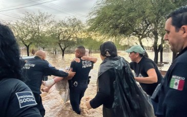 Policía Estatal auxilia a familias y refuerza operativos por lluvias en Sonora