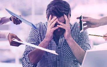 Cuando emprender quema: el desapego emocional antes de dejarlo todo