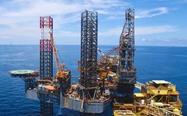 Sheinbaum asegura que la reestructuración “profunda” consolida a Pemex