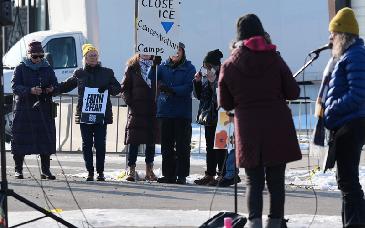 Justicia frena intento del gobierno de Trump de limitar supervisión del Congreso en centros de detención