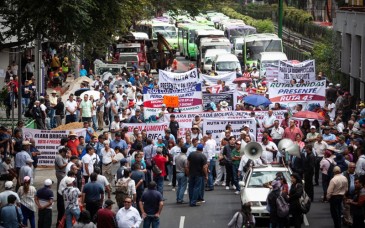 Gobierno cuestiona bloqueo de transportistas mientras seguían abiertas las negociaciones