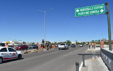 Trabaja Ayuntamiento de Hermosillo en mejorar vialidad en calle Rosales