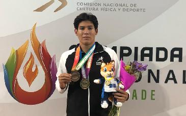 Alfredo Velázquez gana oro y Sonora cierra con cinco medallas en natación