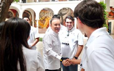 Estudiantes sonorenses brillan en competencia AeroDesign México gracias a impulso de Durazo