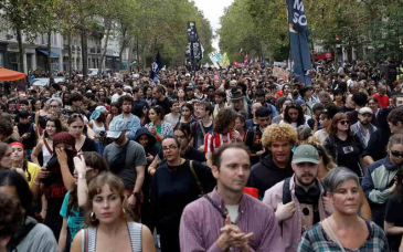 Miles protestan en París pese a restricciones; Francia prepara operativo de seguridad