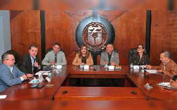 Anuncia Unison becas de exención de pagos y alimenticia para sus estudiantes