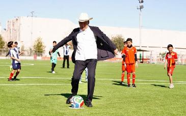 Con inversión cercana a 15 mdp,&nbsp;Alfonso Durazo rehabilita espacios deportivos abandonados en Hermosillo